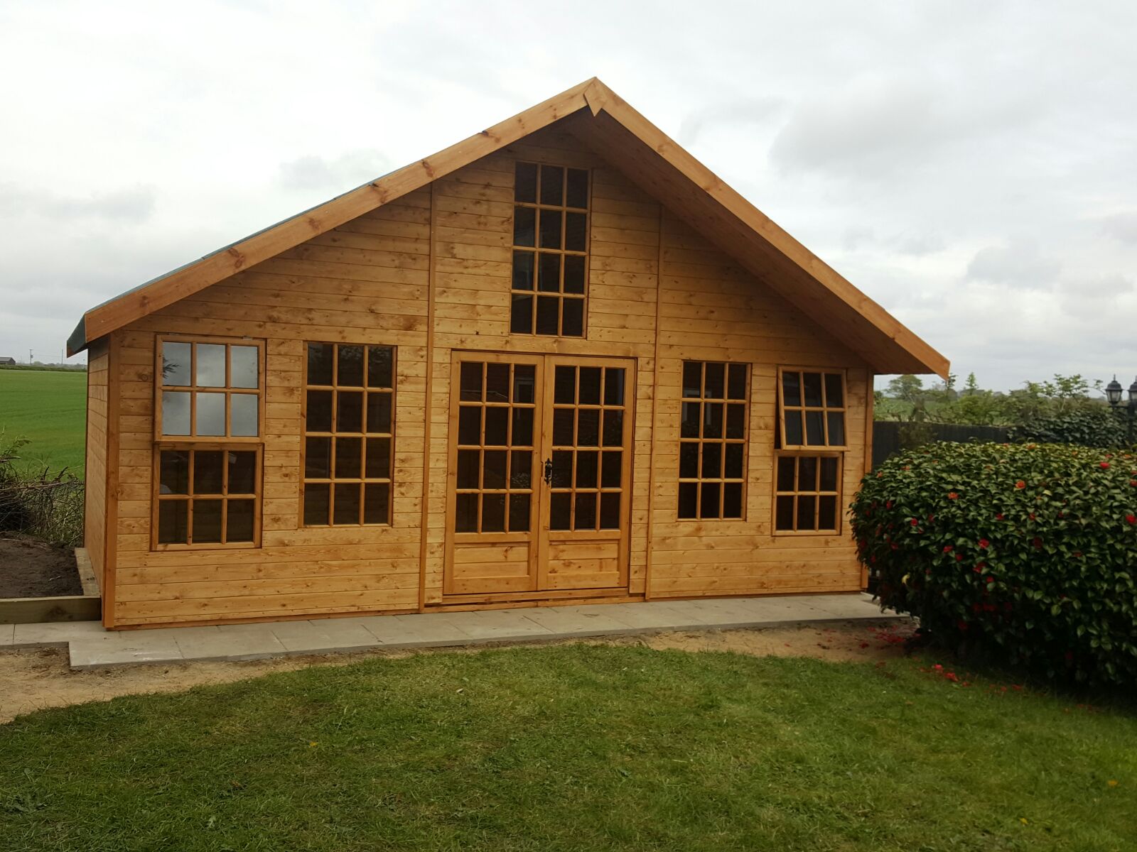 ellesmere-cabin-summerhouse