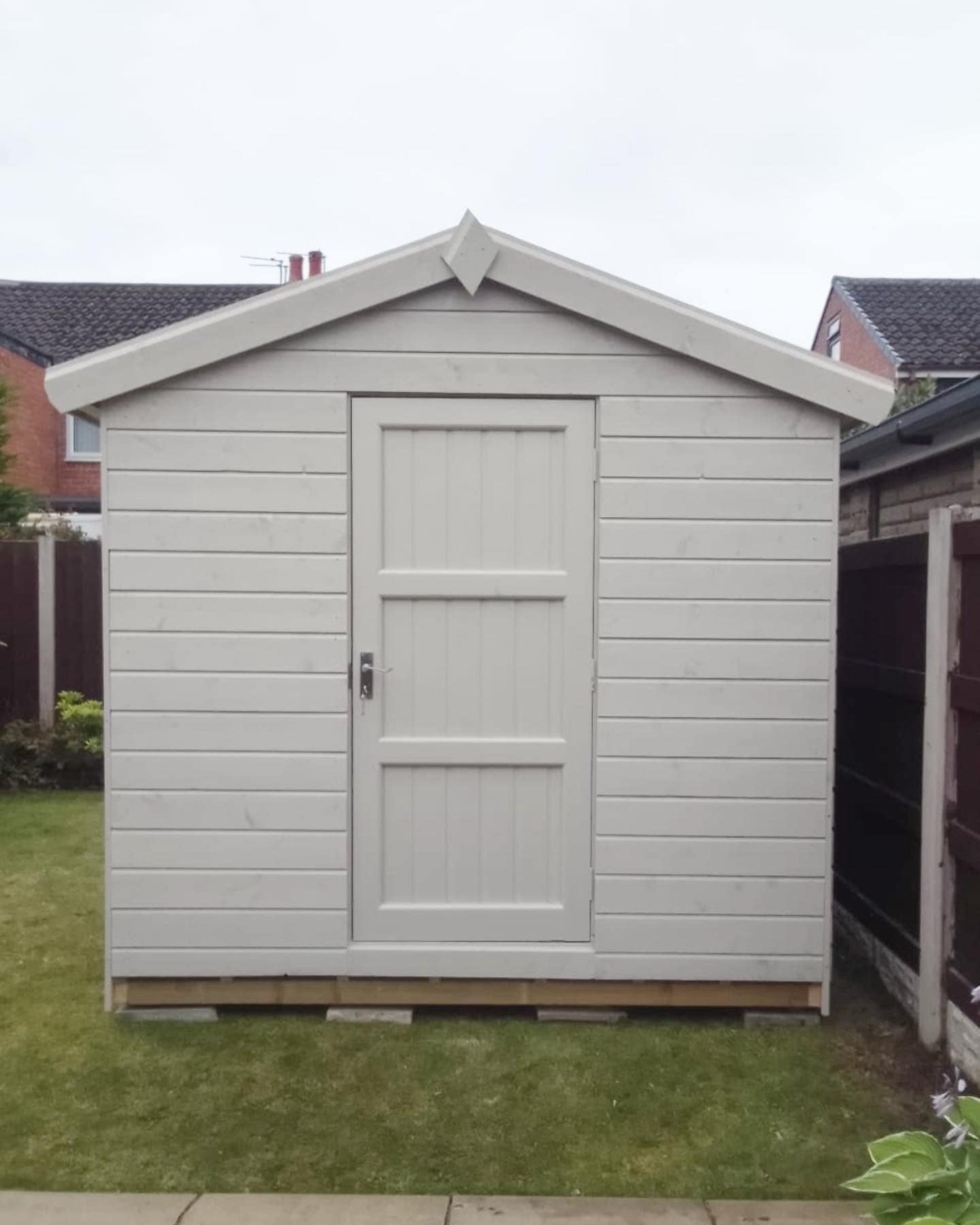 Deluxe workshop front view